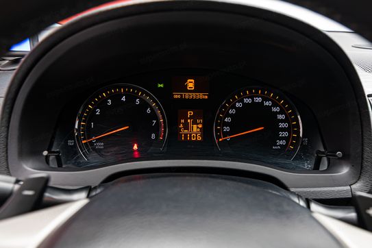 Toyota Avensis 2.0 Premium CVT