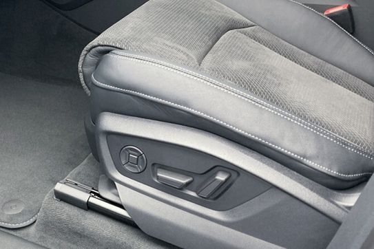 Audi Q8 SQ8 TFSI quattro