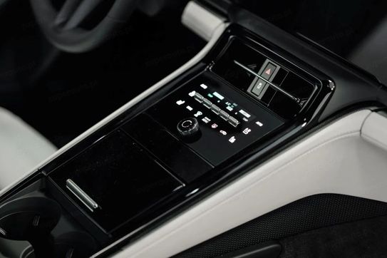 Porsche Panamera 4 E-Hybrid