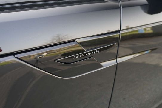 Land Rover Range Rover Sport 4.4 V8 P530 Autobiography