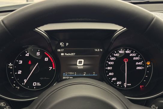 Alfa Romeo Giulia 2.0 Turbo Super aut