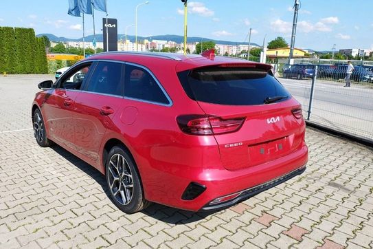 Kia Ceed 1.5 T-GDI Tribute DCT