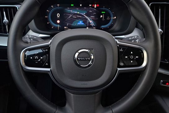 Volvo XC60 T6 Plug-In Hybrid AWD Plus Bright