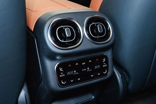 Mercedes GLC Coupe 300 4-Matic AMG Line