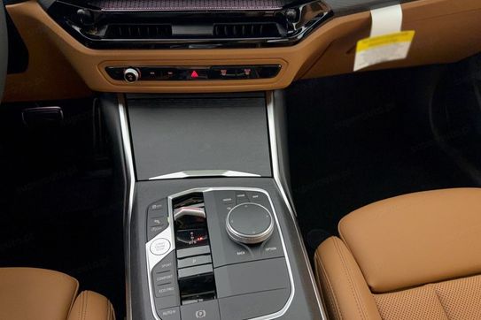 BMW Seria 3 Touring 330i xDrive M Sport