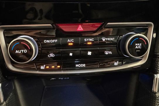 Subaru Forester 2.0i-L Platinum (EyeSight) Lineartronic