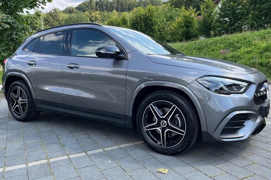 Mercedes GLA 200 AMG Line
