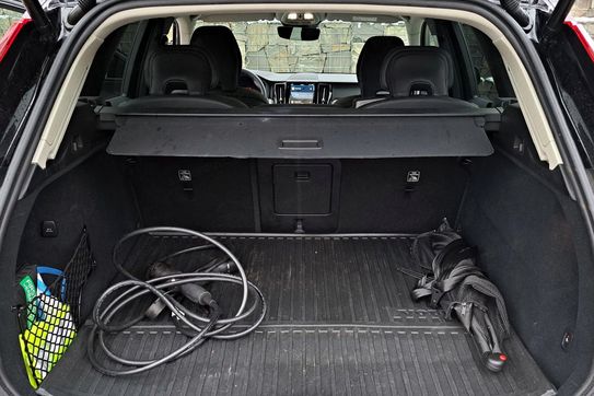 Volvo XC60 T6 Plug-In Hybrid AWD Plus Dark