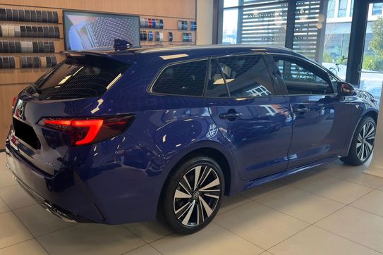 Toyota Corolla Style 2.0 Hybrid Dynamic Force