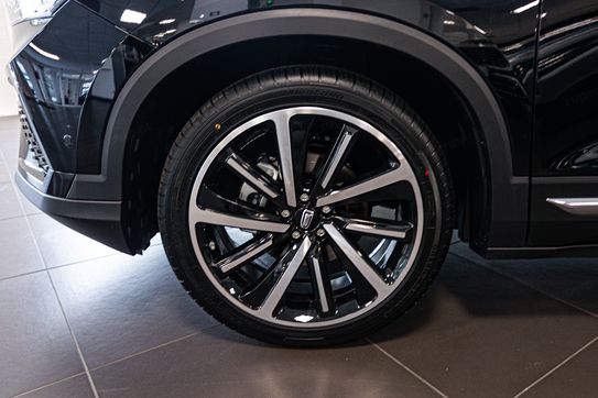 Bestune T77 1.5T Elegance DCT