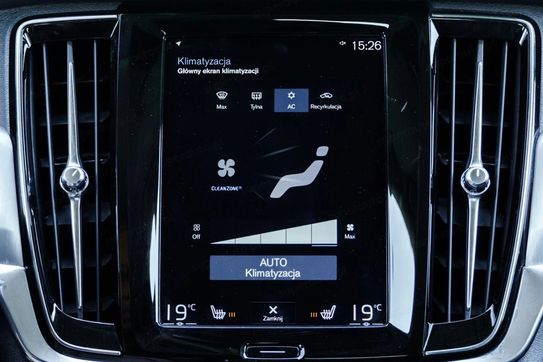 Volvo V90 D4 Momentum