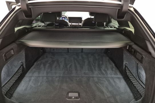 BMW Seria 5 540d xDrive mHEV M Sport aut