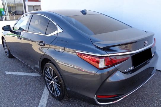 Lexus ES 300h Business Edition 2.5 E-CVT