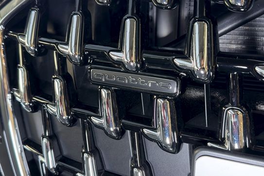 Audi A8 50 TDI quattro