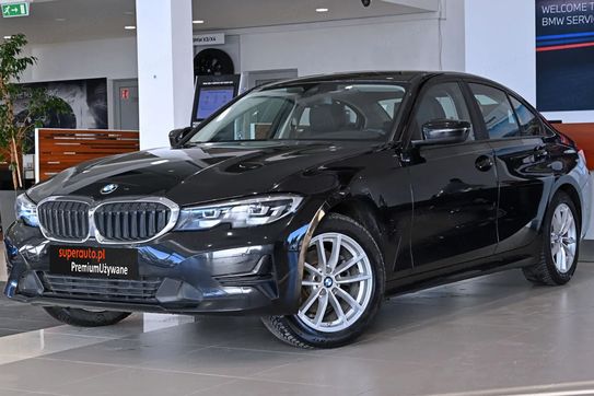 BMW Seria 3 320d xDrive Advantage aut