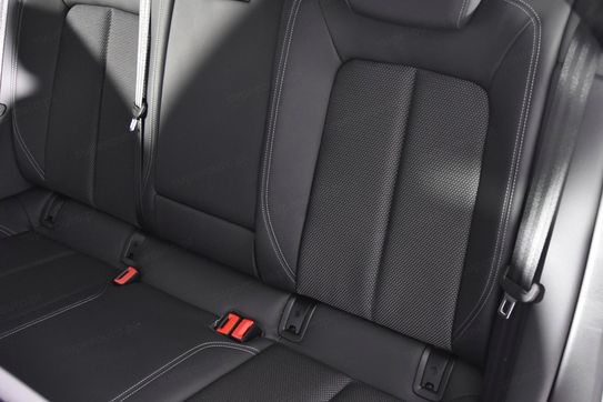 Audi A6 40 TDI quattro S Line Avant