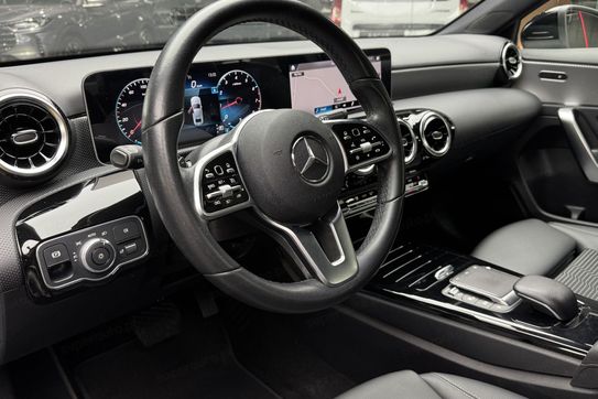Mercedes Klasa A 180 Progressive 7G-DCT