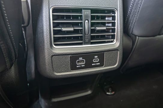 Jac JS8 Pro 1.5 T-GDI 7 DCT 7os.