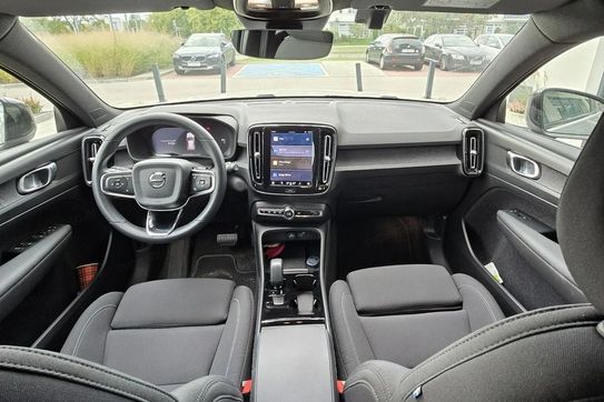 Volvo XC40 73kWh P6 Recharge Plus aut