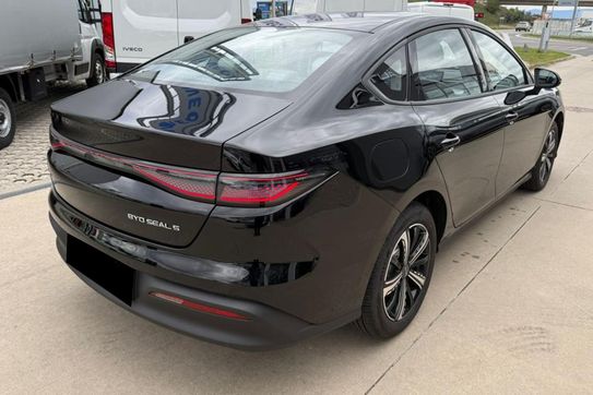 BYD Seal 5 DM-i Design