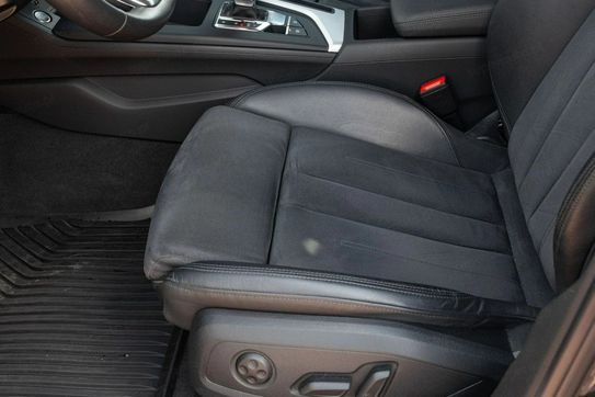 Audi A4 40 TFSI mHEV quattro S tronic