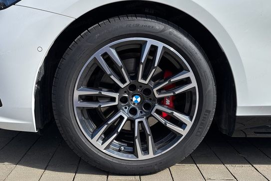 BMW Seria 5 Touring 520d xDrive M Sport