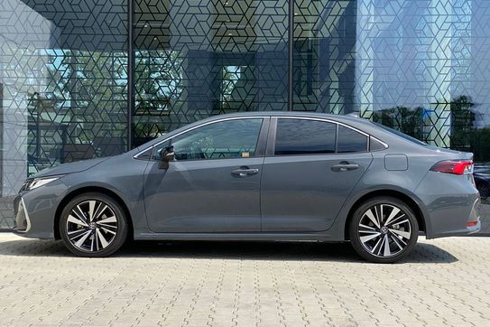 Toyota Corolla 1.8 Hybrid Style