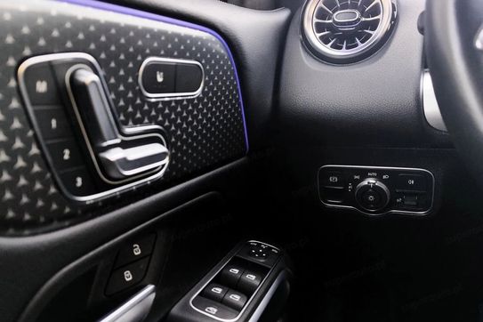 Mercedes GLB 200 7G-DCT