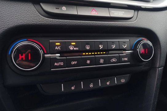 Kia Ceed 1.5 T-GDI L Business Line DCT