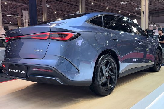 BYD Seal 6 DM-i Comfort