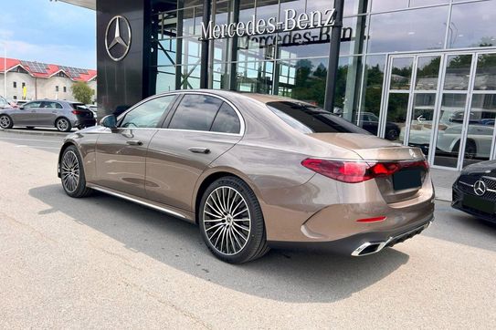 Mercedes E Klasa 200 4-Matic AMG