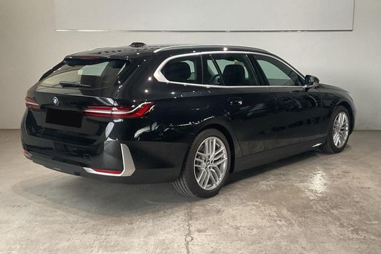 BMW Seria 5 Touring 520d xDrive