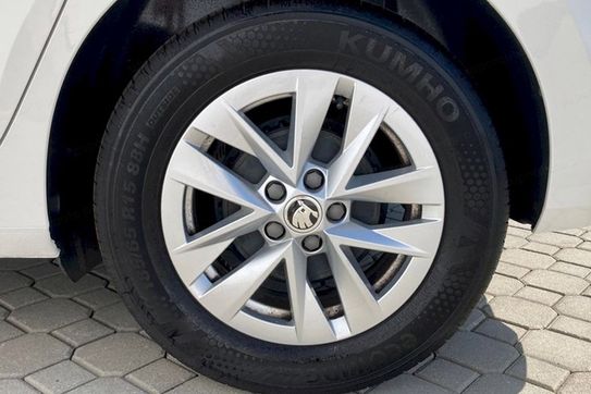 Skoda Fabia Drive 1.0 TSI DSG