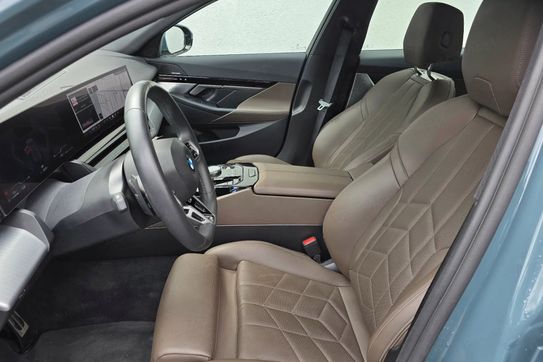 BMW Seria 5 520d xDrive M Sport