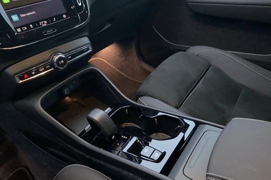 Volvo XC40 B3 B Plus Dark