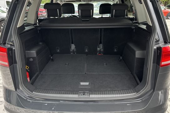 Volkswagen Touran Highline 1.5 TSI DSG