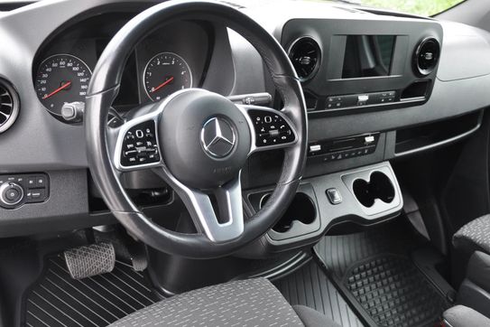 Mercedes Sprinter Standard Pro 9G-Tronic