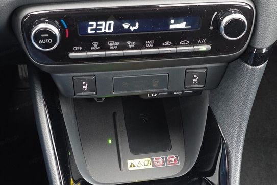 Toyota Yaris Hybrid 1.5 Style