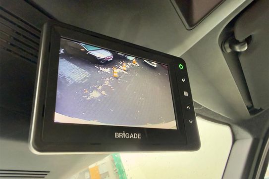 Renault Master Kontener 8EP + Winda