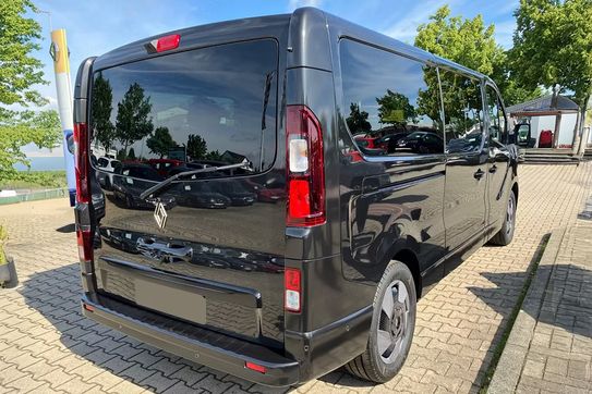 Renault Trafic SpaceClass Grand L2H1 AT9