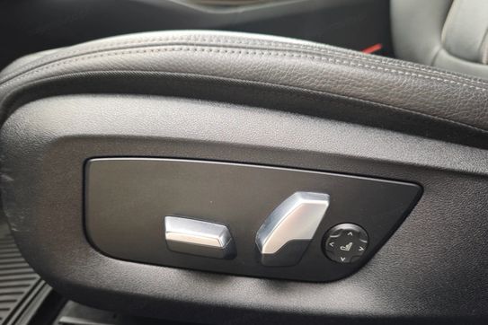 BMW Seria 5 Touring 530e xDrive Luxury Line