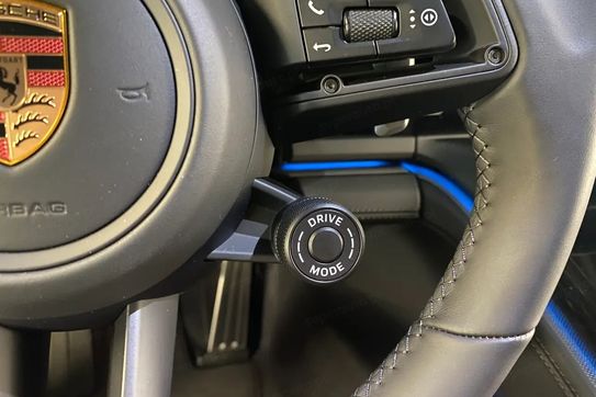 Porsche Panamera 4