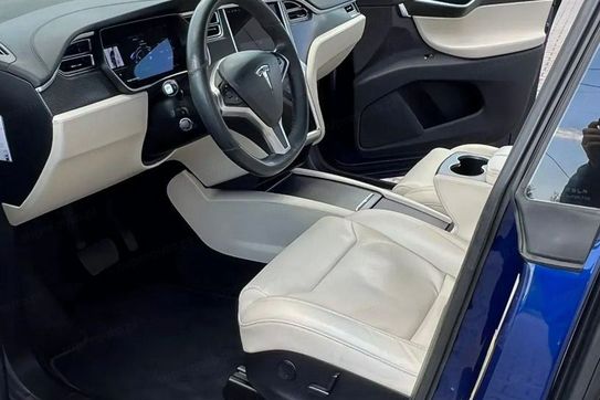 Tesla Model X X Long Range Plus