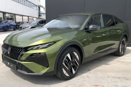 Peugeot 408 GT Exclusive S&S 1.2 mHEV  e-DSC6
