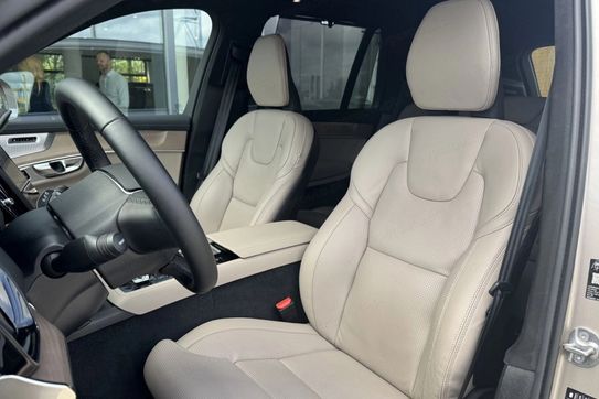 Volvo XC90 B5 B AWD Ultra Bright 7os