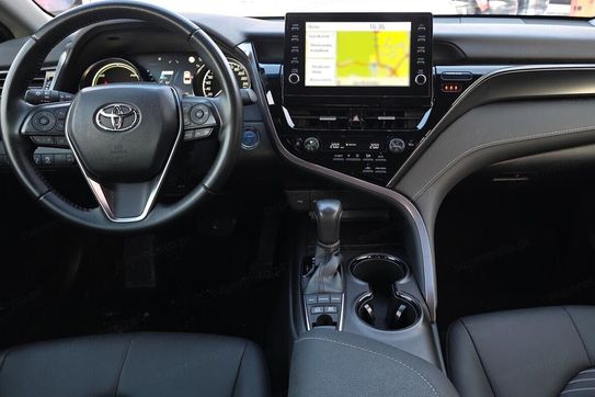 Toyota Camry 2.5 Hybrid Prestige