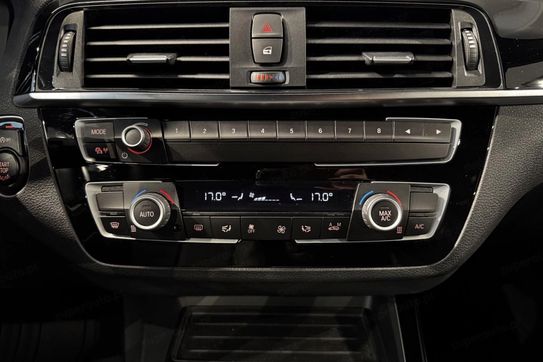 BMW Seria 1 125i Sport Line Shadow