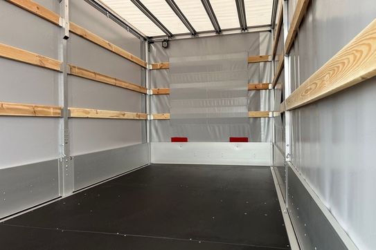 Renault Master L3 Extra Zabudowa 9EP + Winda