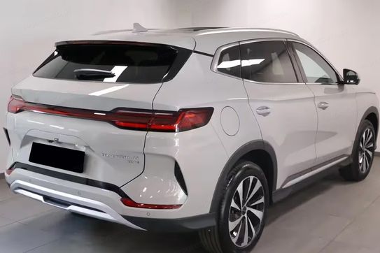 BYD Seal U DM-i  Design AWD