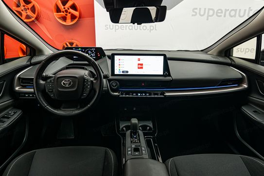Toyota Prius 2.0 Plug-in Hybrid Prestige